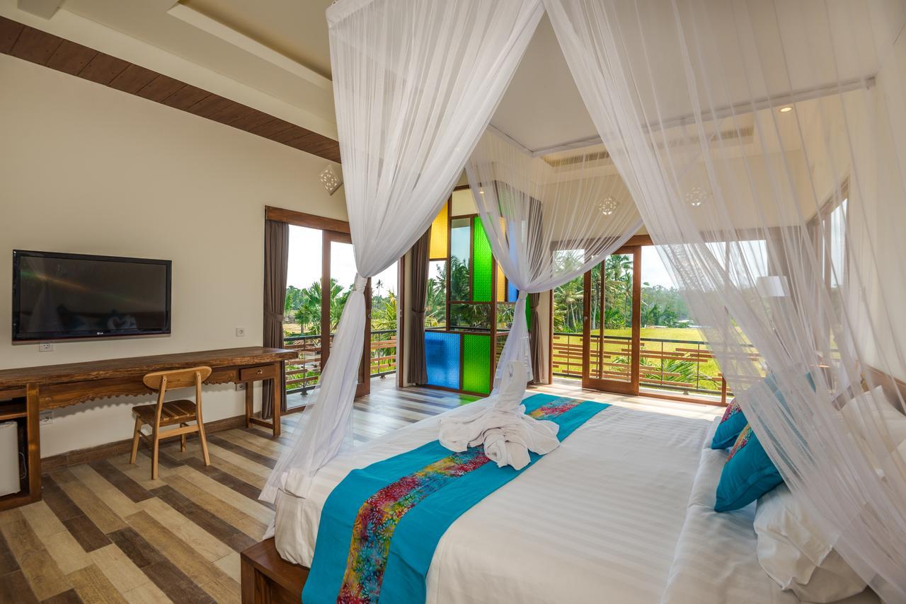 Sala * Ubud
